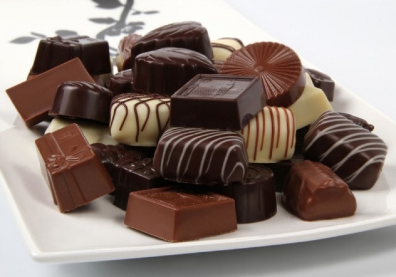Шоколадные конфеты: вред или польза?