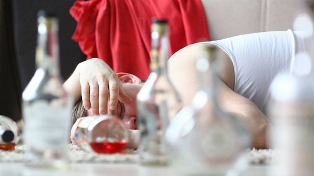 Алкогольная интоксикация: что это такое, симптомы, последствия - фото1