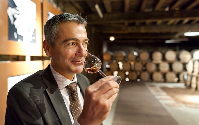 Как правильно пить коньяк и чем его закусывать - фото2