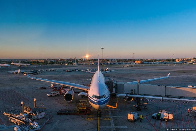 Как сэкономить на покупке авиабилетов: секреты и лайфхаки - фото3 Как сэкономить на покупке авиабилетов: секреты и лайфхаки - фото3