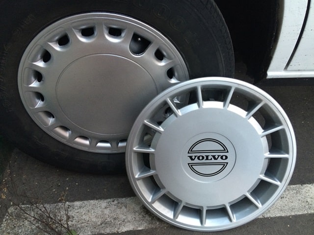 Колпаки для колес: виды, плюсы и минусы, как выбрать - фото3 Колпаки для колес: виды, плюсы и минусы, как выбрать - фото3