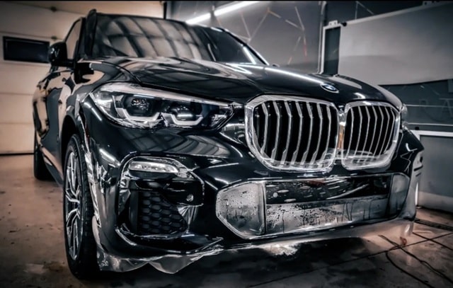 Поклейка броне пленки на автомобиль: зачем она нужна и как выбрать лучший вариант защиты кузова - фото2