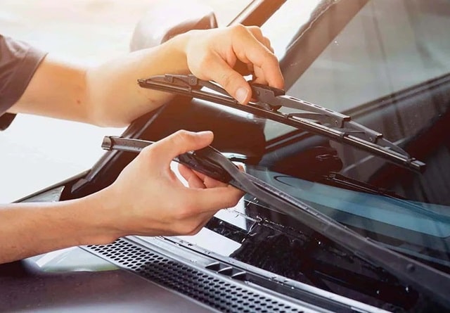 Склоочисники для авто (двірники): види та особливості, які кращі та як вибрати - фото1 Склоочисники для авто (двірники): види та особливості, які кращі та як вибрати - фото1