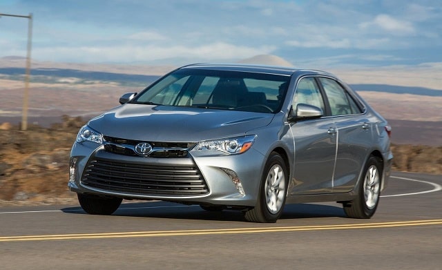 Авто из США: какие лучше (выгоднее) покупать и доставлять в Украину - Toyota Camry