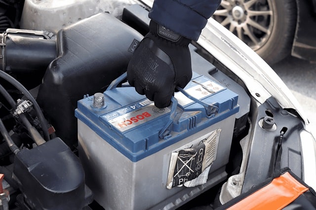 Автомобільний акумулятор: види та особливості, як вибрати - фото3 Автомобільний акумулятор: види та особливості, як вибрати - фото3