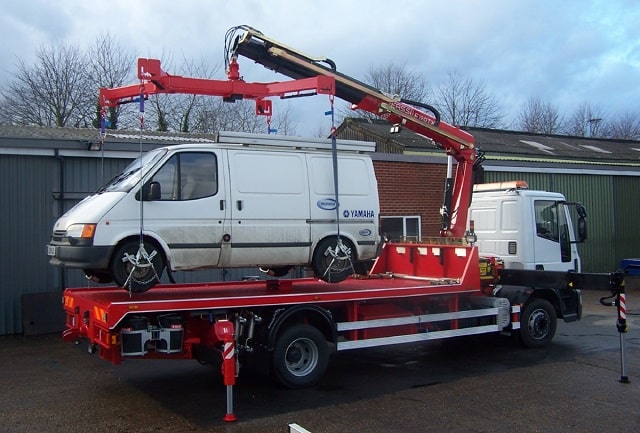 Эвакуатор авто: виды техники, отличия, какие задачи решают - Эвакуатор с краном-манипулятором Эвакуатор авто: виды техники, отличия, какие задачи решают - Эвакуатор с краном-манипулятором