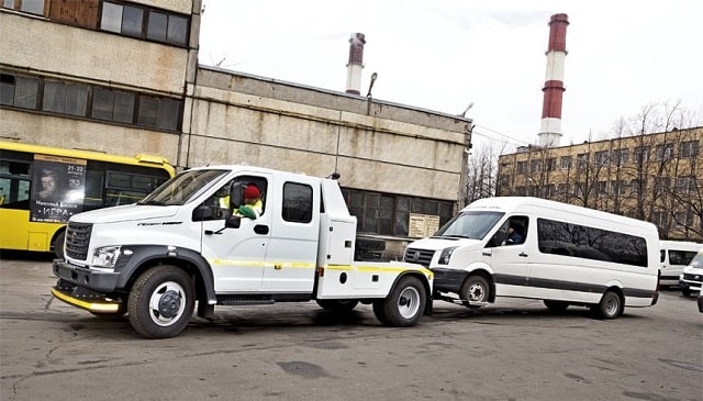 Виды автоэвакуаторов и особенности их применения - Эвакуаторы с частичной погрузкой