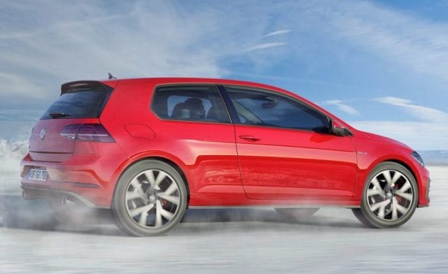 Volkswagen Golf как первая машина: достоинства и недостатки - фото1 Volkswagen Golf как первая машина: достоинства и недостатки - фото1