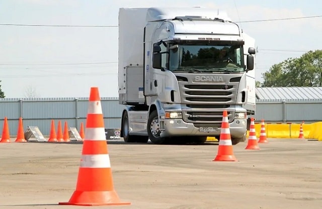 Можно ли обучиться сразу на две или больше категорий прав в автошколе - фото3