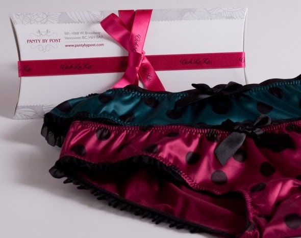 Комплекти білизни для файних панночок - фото