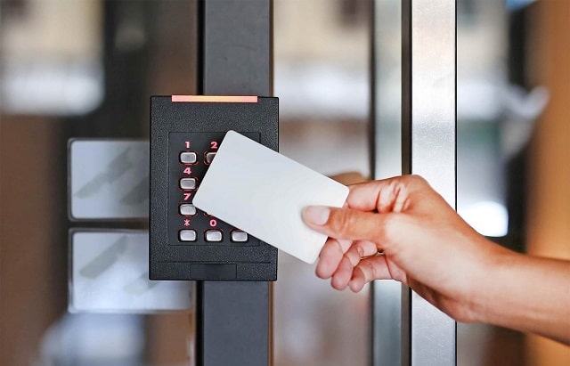 Что такое СКУД (простыми словами), как работает, особенности применения - фото1 Что такое СКУД (простыми словами), как работает, особенности применения - фото1