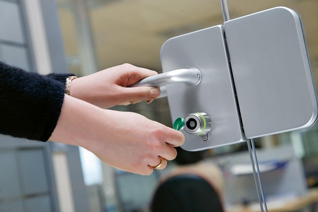 Система контролю доступу (СКУД): що це таке, як працює, застосування - фото4