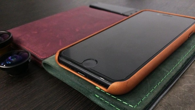 Чохли на iPhone: види, особливості та чи так вони потрібні - фото5