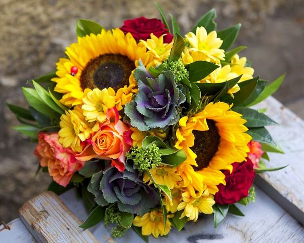 Букет из подсолнухов: что означает и кому дарить - фото5
