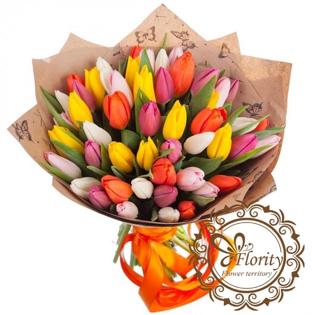букет тульпанов для девушки