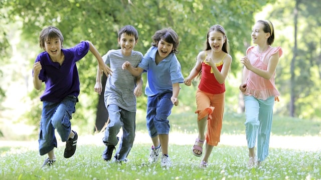 Готовимся к лету: какая одежда нужна ребенку, и как ее выбрать - фото4