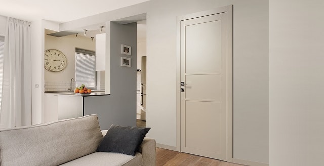 Светлые межкомнатные двери в интерьере квартиры: обзор, интересные идеи - фото7