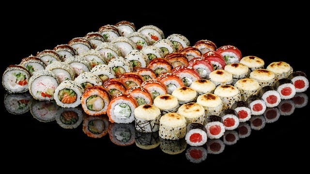 Чому доставка суші в Ужгороді стала найзручнішим форматом сімейної вечері - фото2