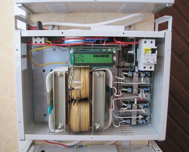 Стабилизатор напряжения: что это такое, виды, какой выбрать - фото2