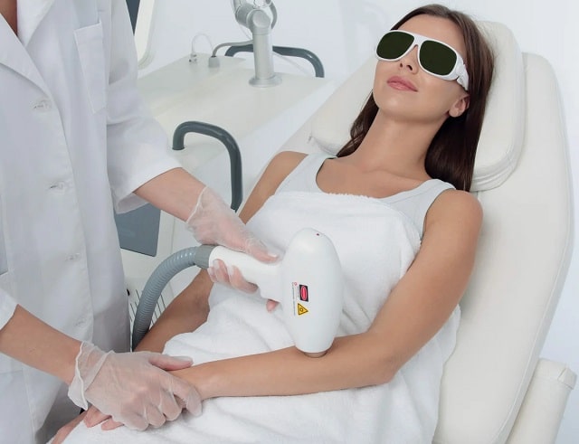 Лазерная эпиляция: что это такое, как часто надо делать и как подготовиться к первой процедуре - фото3 Лазерная эпиляция: что это такое, как часто надо делать и как подготовиться к первой процедуре - фото3