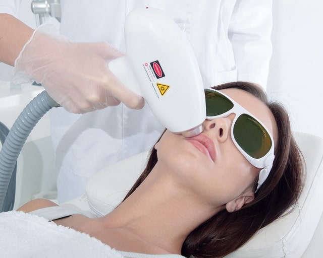 Лазерная эпиляция: что это такое, как часто надо делать и как подготовиться к первой процедуре - фото4 Лазерная эпиляция: что это такое, как часто надо делать и как подготовиться к первой процедуре - фото4