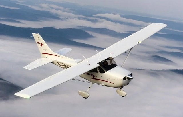 У пошуках адреналіну і емоцій: політ на лекомоторному літаку - фото2