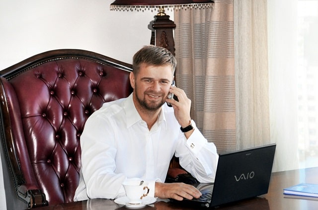 Кто такой Константин Кондаков: карьерный путь и достижения знаменитого финансиста - фото2 Кто такой Константин Кондаков: карьерный путь и достижения знаменитого финансиста - фото2