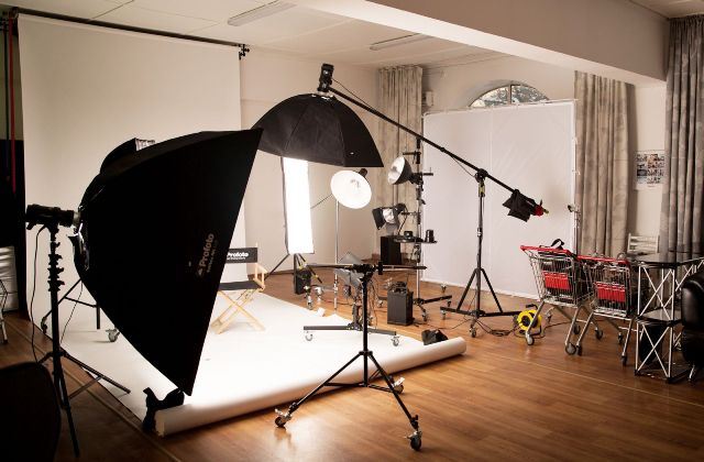 Фотостудия: для чего нужна и когда без нее не обойтись - фото1