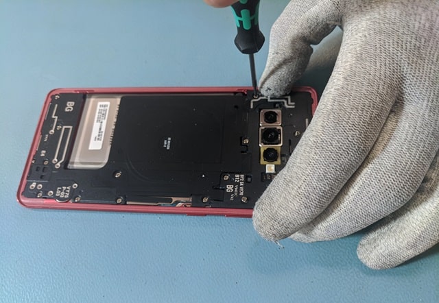 Чому ремонт смартфонів Samsung мають виконувати професіонали - фото2