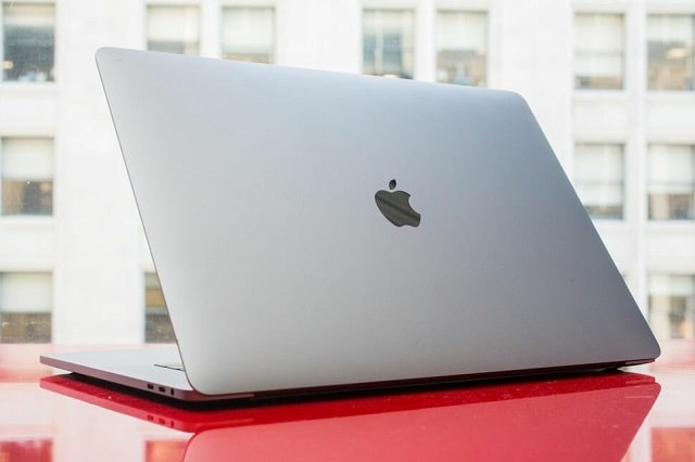 Macbook или ноутбук: что лучше, плюсы и минусы - фото1