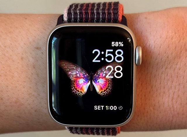 Смарт-часы Apple Watch SE: сравнение поколений 2020 и 2022, что изменилось и чего ждать от новой модели SE 3 - фото1