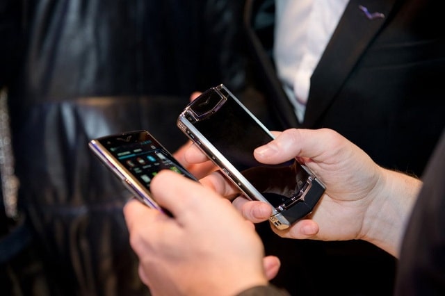 Стоит ли покупать б/у смартфон: как выбрать и проверить - фото2