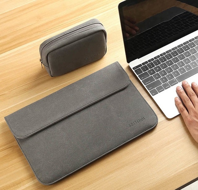 Защита гаджетов от механических повреждений: что сейчас используется и как это помогает - чехол для ноутбука