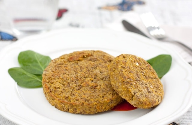 Как приготовить гамбургер в домашних условиях: рецепт (пошагово) - фото6 Как приготовить гамбургер в домашних условиях: рецепт (пошагово) - фото6