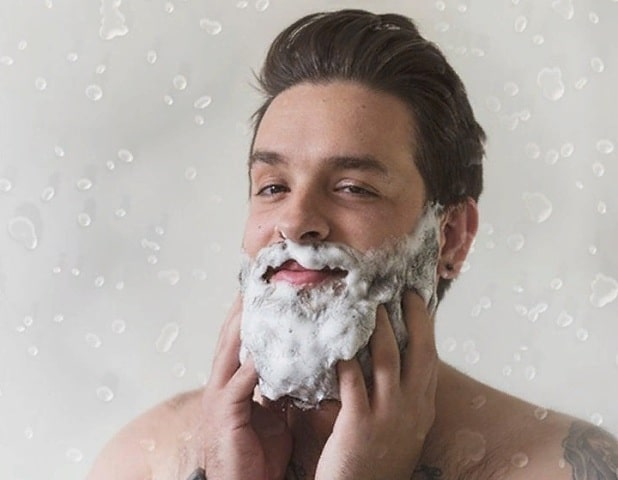 Натуральные шампуни для бороды из кокосульфата: обзор, плюсы и минусы - фото1 Натуральные шампуни для бороды из кокосульфата: обзор, плюсы и минусы - фото1