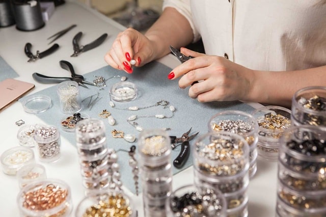 Біжутерія ручної роботи: як поєднувати натуральні камені, бісер і метал в одній прикрасі - фото3 Біжутерія ручної роботи: як поєднувати натуральні камені, бісер і метал в одній прикрасі - фото3