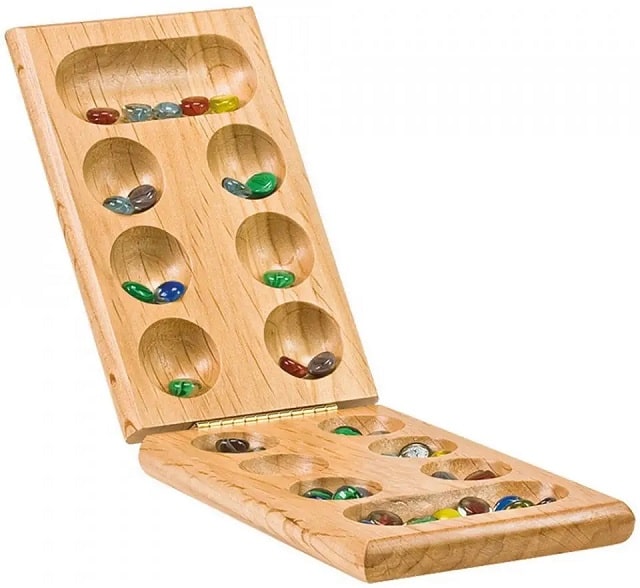 Чем заняться вдвоем во время блэкаута: обзор настольных игр на двоих - Калаха