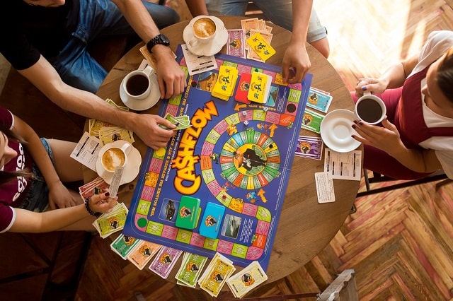 Игра Cashflow (Денежный поток): что это такое, чему учит, кому будет полезна - фото4