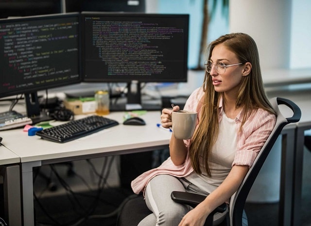 Войти в IT через нужную дверь: какой язык программирования выбрать новичку для изучения с нуля - фото4 Войти в IT через нужную дверь: какой язык программирования выбрать новичку для изучения с нуля - фото4