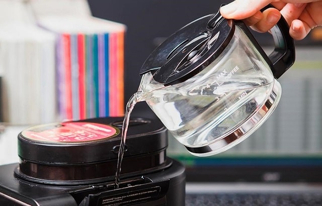 Кофемашина не подает воду (что делать) - фото1