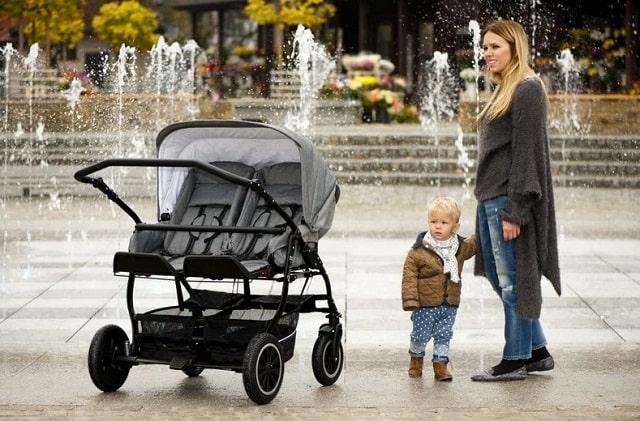 Как выбрать коляску для двойни - Бок о бок Как выбрать коляску для двойни - Бок о бок