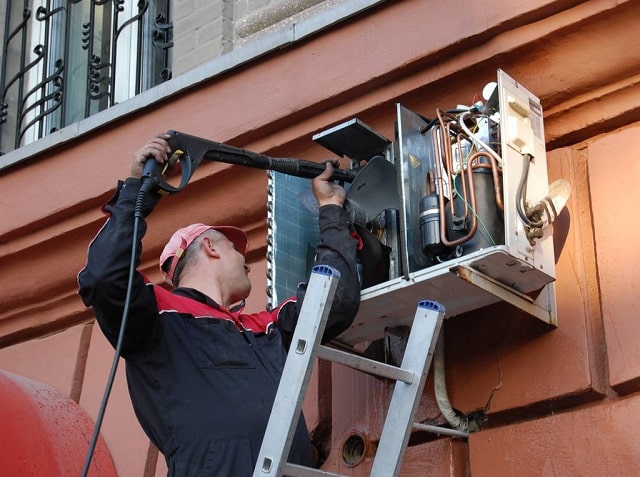 Що найчастіше ламається в кондиціонерах, і як цьому запобігти - фото3 Що найчастіше ламається в кондиціонерах, і як цьому запобігти - фото3
