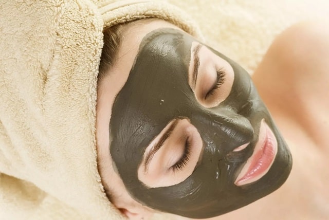Глиняные маски для лица: что это такое, популярные виды, особенности использования - фото4