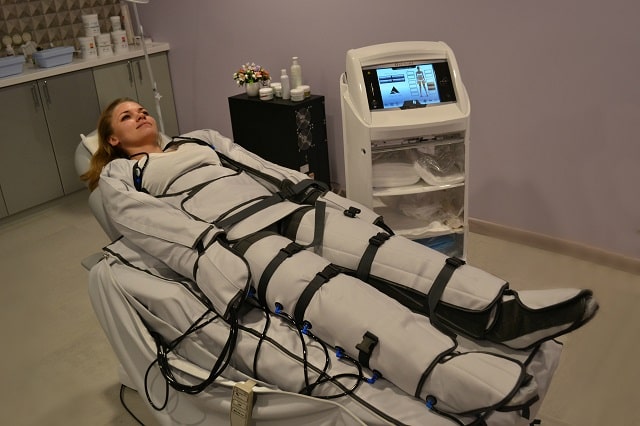 Прессотерапия: что это за процедура, как проходит, показания к применению - фото3 Прессотерапия: что это за процедура, как проходит, показания к применению - фото3