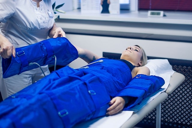 Прессотерапия: что это за процедура, как проходит, показания к применению - фото4 Прессотерапия: что это за процедура, как проходит, показания к применению - фото4