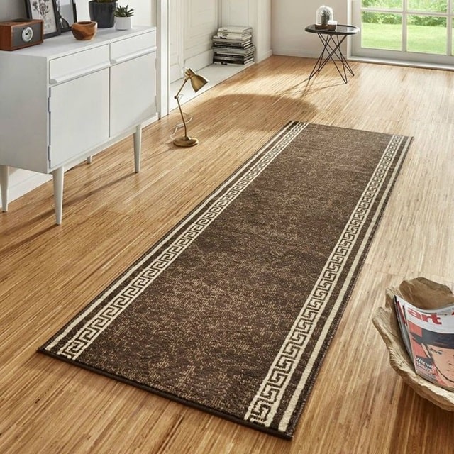 Килимові доріжки: що це таке, відмінності від килима, види, як вибрати - фото3 Килимові доріжки: що це таке, відмінності від килима, види, як вибрати - фото3