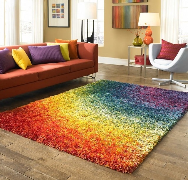 Ковры в интерьере гостиной: современные идеи - фото3