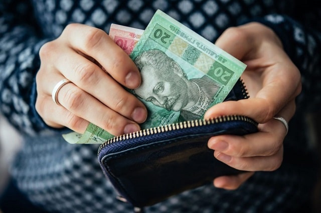 Микрозайм на карту: особенности процедуры, плюсы и минусы - фото1