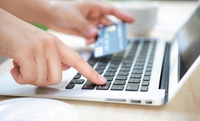 Микрозайм на карту: особенности процедуры, плюсы и минусы - фото2