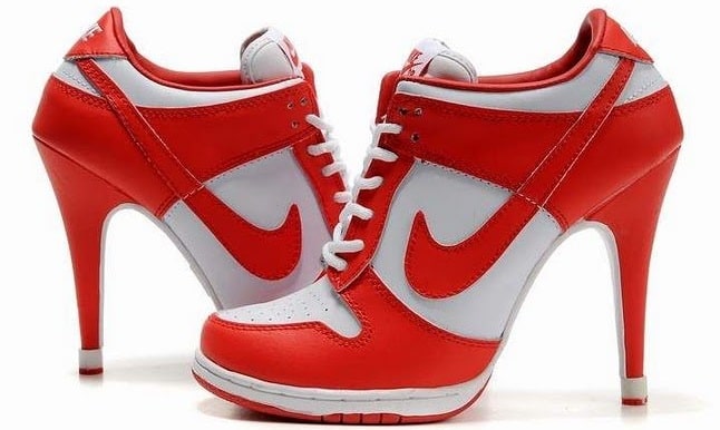 Какие женские кроссовки сейчас в моде: обзор этого сезона - фото1